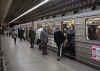10_morning_walk_subway.JPG (63189 bytes)